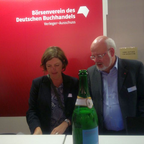 Rolf Nüthen und Gudrun Knapp vom Verlegerausschuss des Börsenvereins des Deutschen Buchhandels